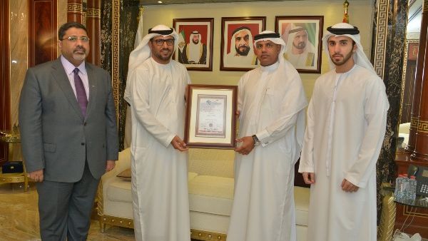 Ahmed Mahboob receiving Khalil Saqer and CSR team at Dubai Customs 