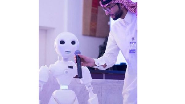 Dr. Alsarheed worked in collaboration with Namthaja, a local 3-D company run by Saudi engineers to design the robot. (The Saudi Gazette)