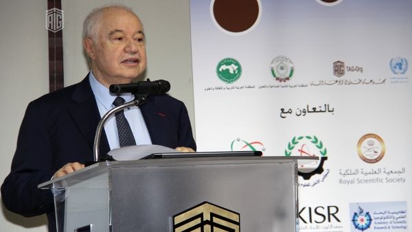 طلال أبوغزاله