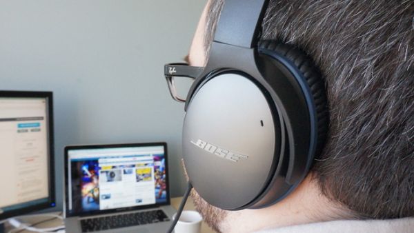 The best headphones for teleconference and video calling. (TR)
