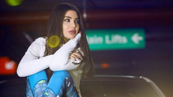 الفنانة اللبنانية قمر
