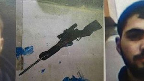 الشقيقان محمد واكرم بدوي