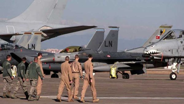 البنتاغون ينفي نيته الانسحاب من قاعدتي إنجرليك والعديد
