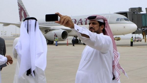 Qatari citizens were given 14 days to leave Saudi Arabia following the severing of ties. (Karim Jaafar/ AFP)