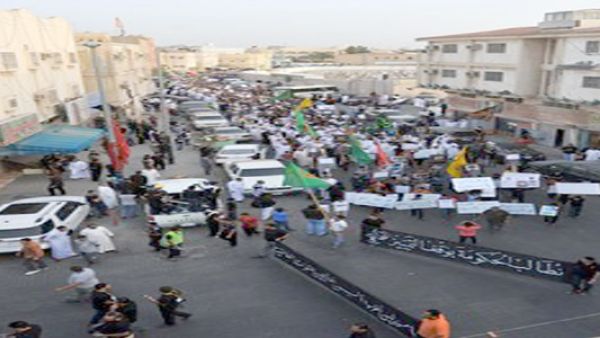 بعد صلاة الجنازة، حملت الجثامين الى مقبرة القديح حيث وقع الهجوم