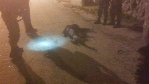 استشهاد شابين فلسطينيين على يد جيش الاحتلال في الخليل بزعم محاولة طعن جندي