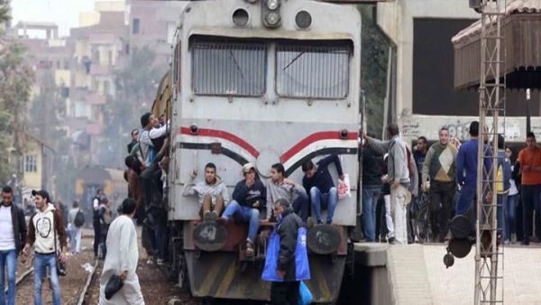 مصر ترفع سعر تذكرة القطارات.. ووزير النقل: قرار نهائي
