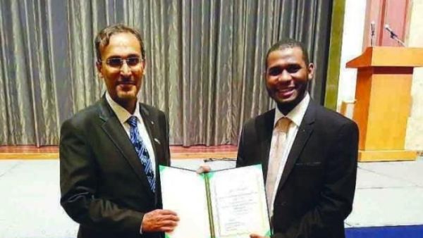 سعودي يحصل على لقب "ألطف طبيب" بتصويت أطباء كوريا

