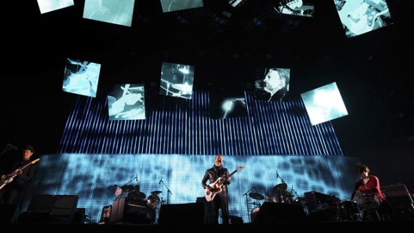 Dozens of artists call on Radiohead to cancel July 19 concert in Tel Aviv. (Arutz Sheva)