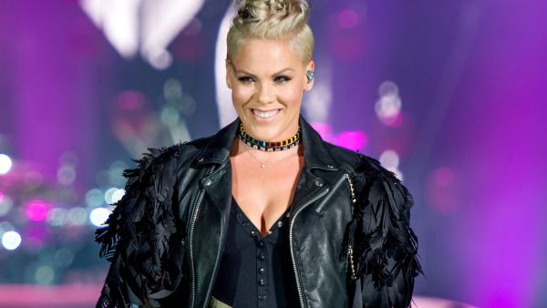 بينك "أجمل امرأة في العالم