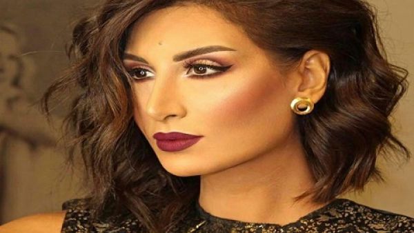رويدا عطية تفاجىء جمهورها بخبري حملها و زواجها المفاجئين!
