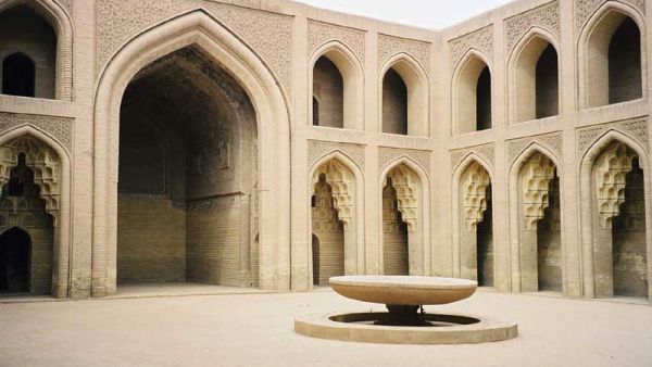 آثار مكتبة المدرسة المستنصرية