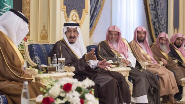  اعتقال 11 أميرا سعوديا تجمهروا أمام قصر الحكم بالرياض