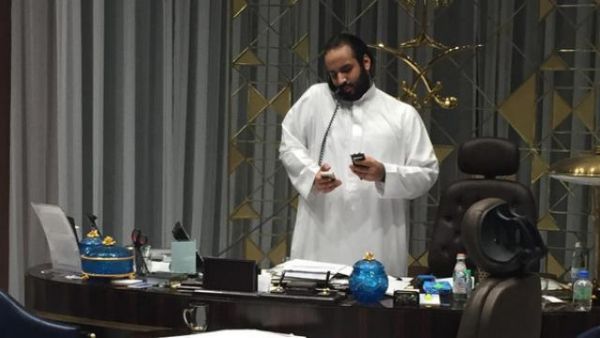قالت إن العديد من النشطاء طلبوا منها التوقف عن الحديث بشأن الحريات في السعودية