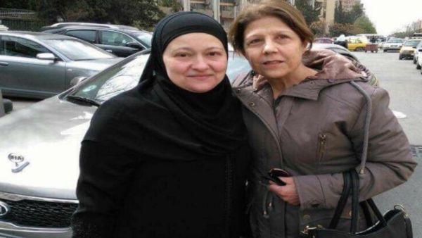 الفنانة السورية سمر كوكش
