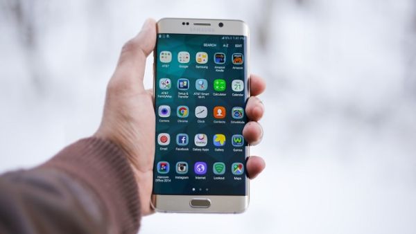 Samsung dominates the MENA region's mobile market with 38 percent market share. (Pixabay)  Samsung dominates the MENA region's mobile market with 38 percent market share. (Pixabay)