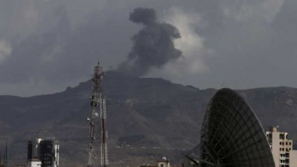 انفجارات ضخمة تهز صنعاء عقب غارات لطيران التحالف