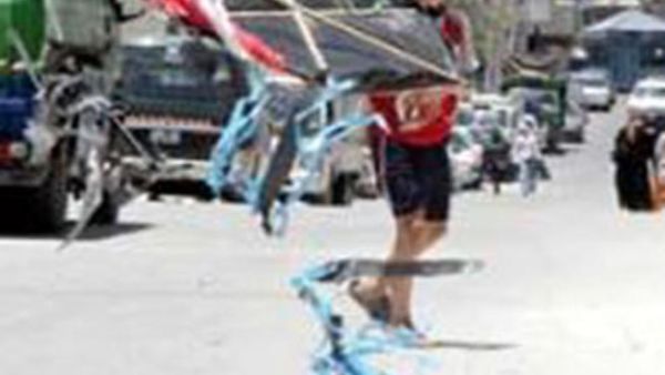 طائرة من ورق