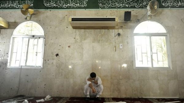 A Saudi man mourns after the Daesh-claimed bombing in late May of a Shiite mosque in Qatif, a majority-Shiite town.  (AFP/File)
