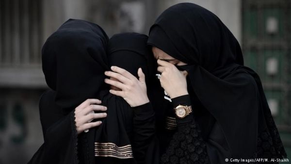 قاصرات يمارسن الشذوذ