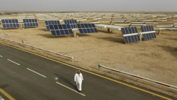 After banking on oil for decades, Saudi Arabia is now trying to tie its future to another resource it has in abundance: sunlight. (File photo)