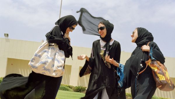 جاء أمر محكمة التنفيذ في جدة، إثر قيام رجل الأعمال برفع دعوى أمامها طالب فيها باسترداد الشيك