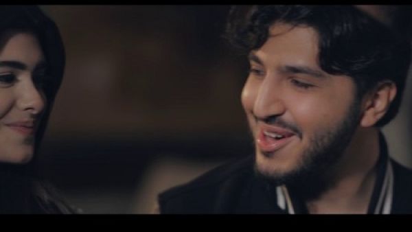 محمد فضل شاكر يعيد تقديم اغنية والده (العام الجديد)