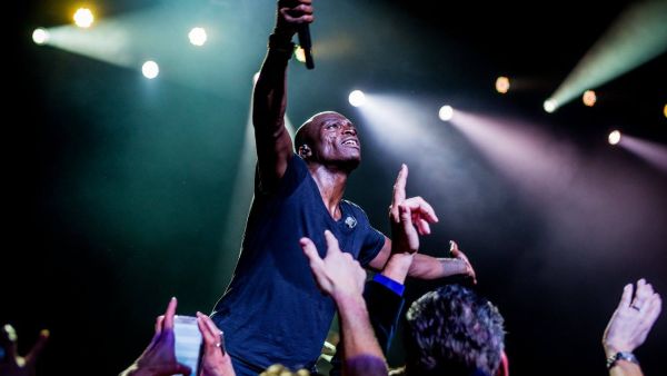 Seal shot to fame in 1991 with his club smash “Killer,” followed by his Top 10 hit “Crazy.” (Facebook)