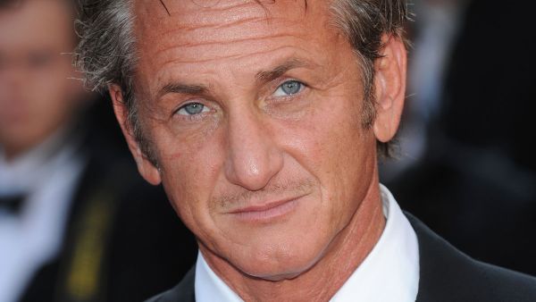 Penn expressed his belief that audiences today are becoming anesthetized by political correctness and censorship on television screens. (Image: Dailysurge.com) Penn expressed his belief that audiences today are becoming anesthetized by political correctness and censorship on television screens. (Image: Dailysurge.com)