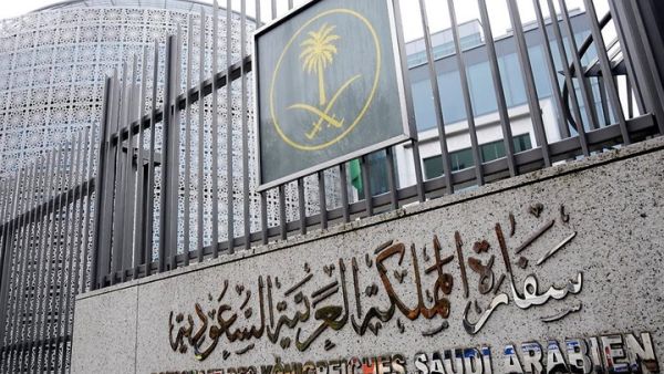 مئات الطلبة السعوديين يدرسون في مصر، بعضهم على نفقته الخاصة