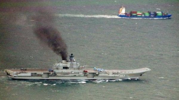 حاملة طائرات روسية عجوز تبحر لحلب ومختصون يسخرون