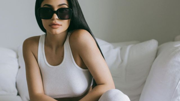 كايلي جينر (instagram.com/kyliejenner)
