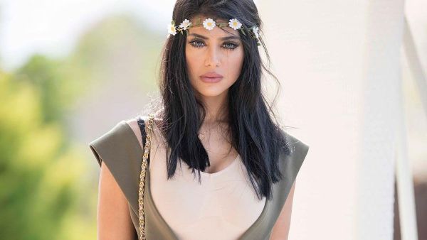 الفنانة شيلاء سبت