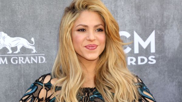 Shakira has been forced to pull out of her appearances at the AMAs and Latin Grammy Awards due to 'personal matters.' (Just Jared)