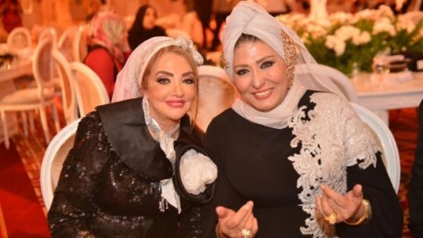 شهيرة وسهير رمزي تظهران بدون الحجاب في أحد المناسبات العامة!
