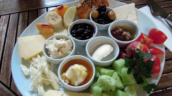 بسبب وجبة "سحور" اكتشفت خيانة زوجها
