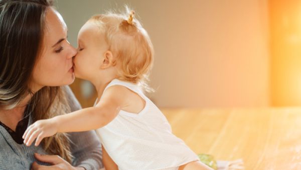 تتجنب العديد من الأمهات المرضعات تناول الأطعمة الحارة  (shutterstock.com)