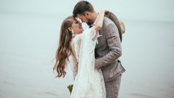 ستايل البوهيمي في يوم زفافك (shutterstock.com)
