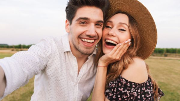 مولود برج الميزان يكره أن يخذل أحدا (shutterstock.com)
