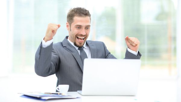 8 نصائح للعثور على وظيفة في الإمارات