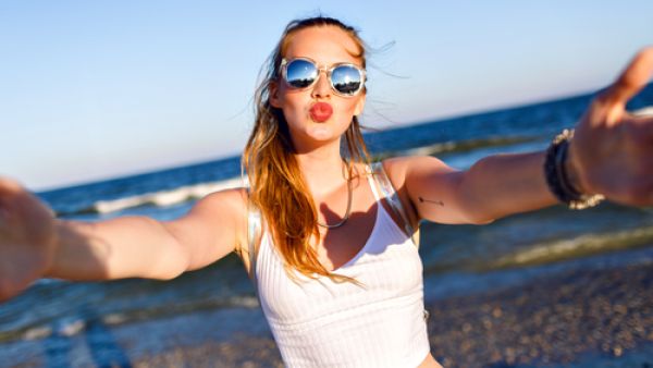 للتخلص من الاسمرار جربي هذه الوصفة  (shutterstock.com)
