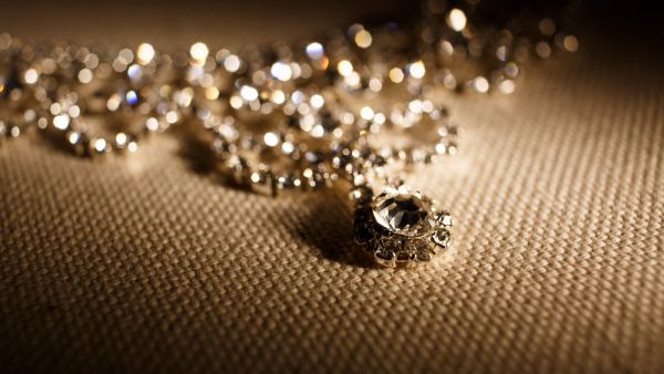 The defendant said the necklace was given to her as a gift (Shutterstock/File)