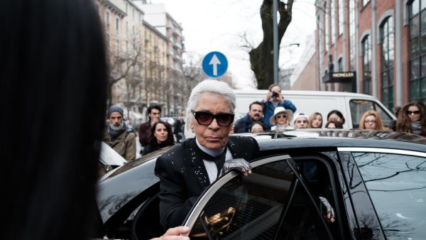 Karl Otto Lagerfeld at the entrance of the Fendi's showroom to attend the Fendi fashion show during the Milan Fashion Week. (Shutterstock/ File Photo)