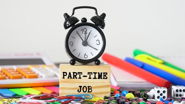 Part time jobs are always an attractive option for college students who need to make some money while keeping enough free time in their schedules for studying. (Shutterstock)