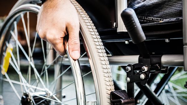 Despite 12,000 wheelchairs provided for free, Mecca pilgrims are facing unexpected costs from scammers. (Shutterstock)