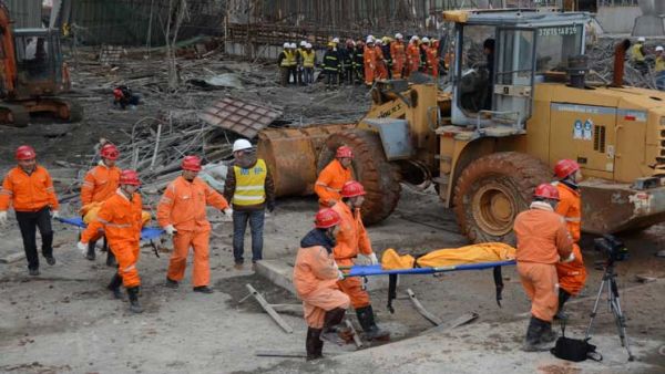 لا تزال المحطة قيد الإنشاء. وفتحت الحكومة تحقيقاً في الحادث 