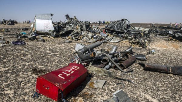 Debris belonging to Flight KGL 9268, a Russian airliner, lie strewn across the desert at its crash site near Wadi al-Zolomat, a mountainous area in Egypt's Sinai Peninsula, on Nov. 1. (AFP/Khaled Desouki)
