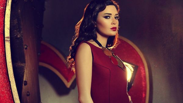 الفنانة اللبنانية سيرين عبد النور