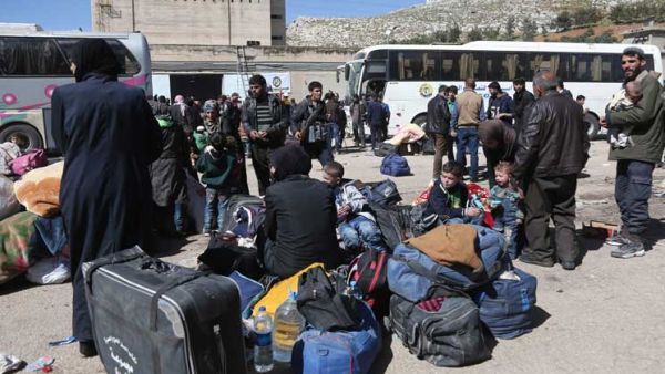 الاتفاق الجزئي يقضي بإجلاء مئات المدنيين الراغبين فقط بالخروج الى ادلب 