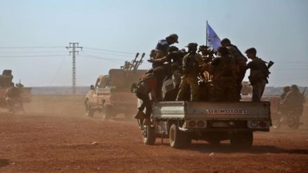 6 فصائل سورية تتحد في مخيم الركبان بغرفة عمليات واحدة
